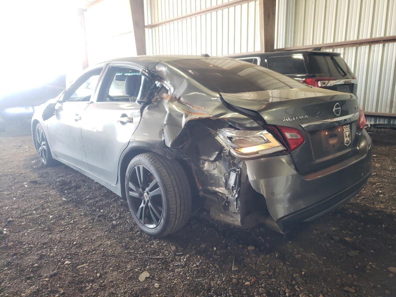Photo 3 from auction – 2017 NISSAN ALTIMA 3.5 with VIN 1N4BL3APXHC201613
