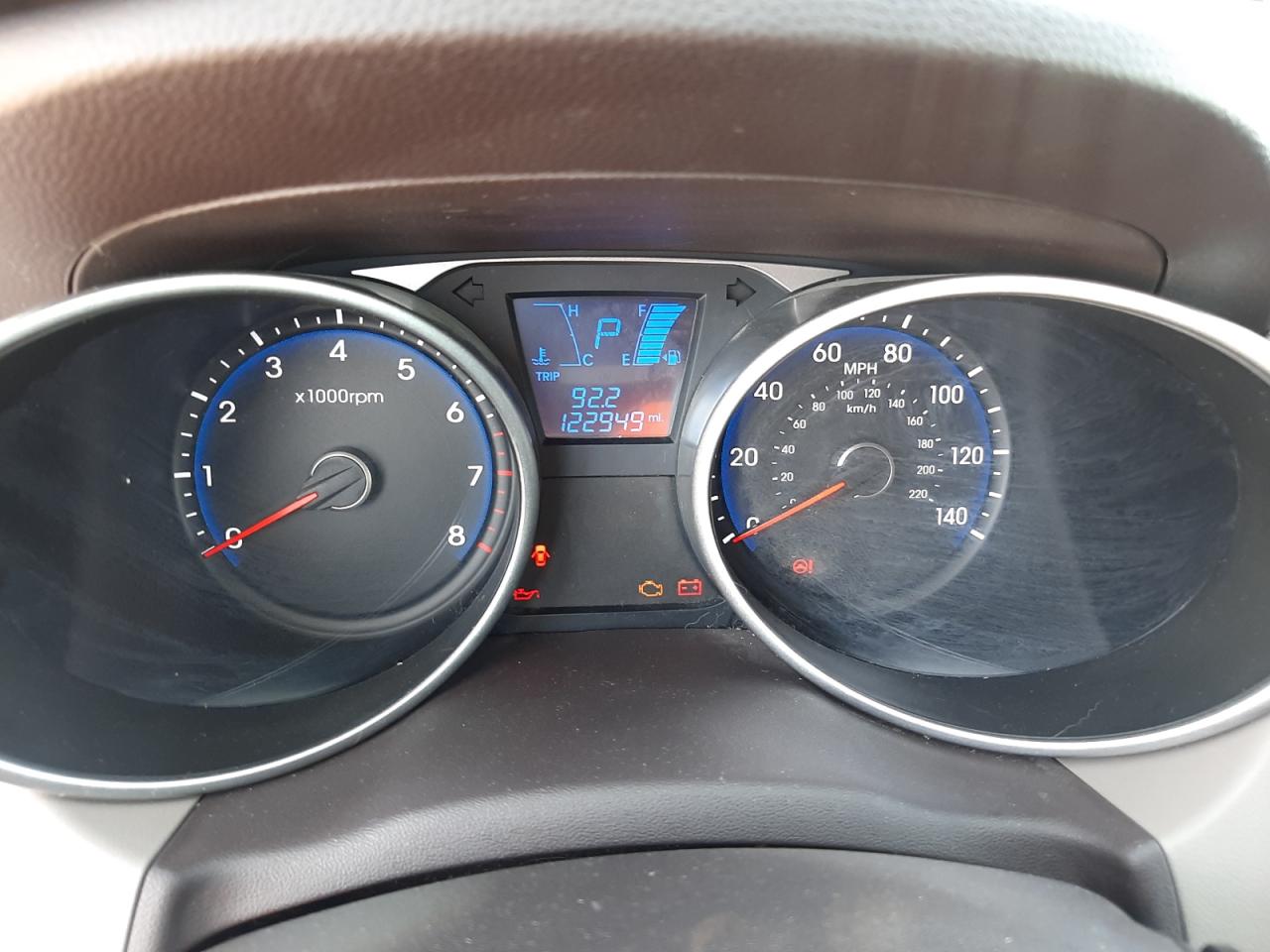 Photo 8 from auction – 2015 HYUNDAI TUCSON LIM with VIN KM8JUCAG4FU115963