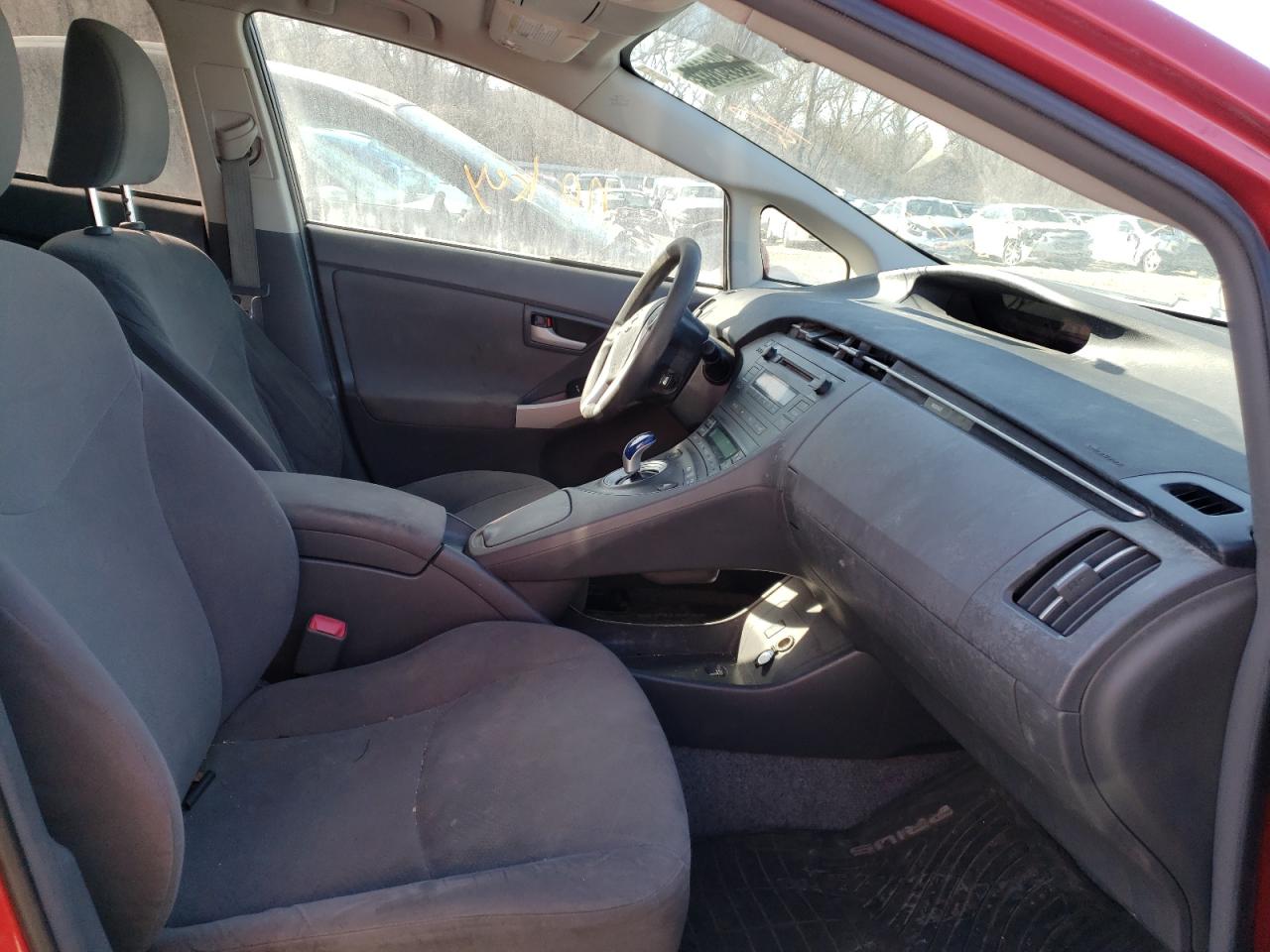 Photo 5 from auction – 2011 TOYOTA PRIUS with VIN JTDKN3DU5B1360449