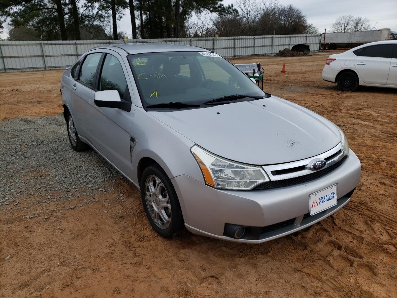 FORD FOCUS SE 2008 with VIN 1FAHP35N58W268433 - Photo from auction