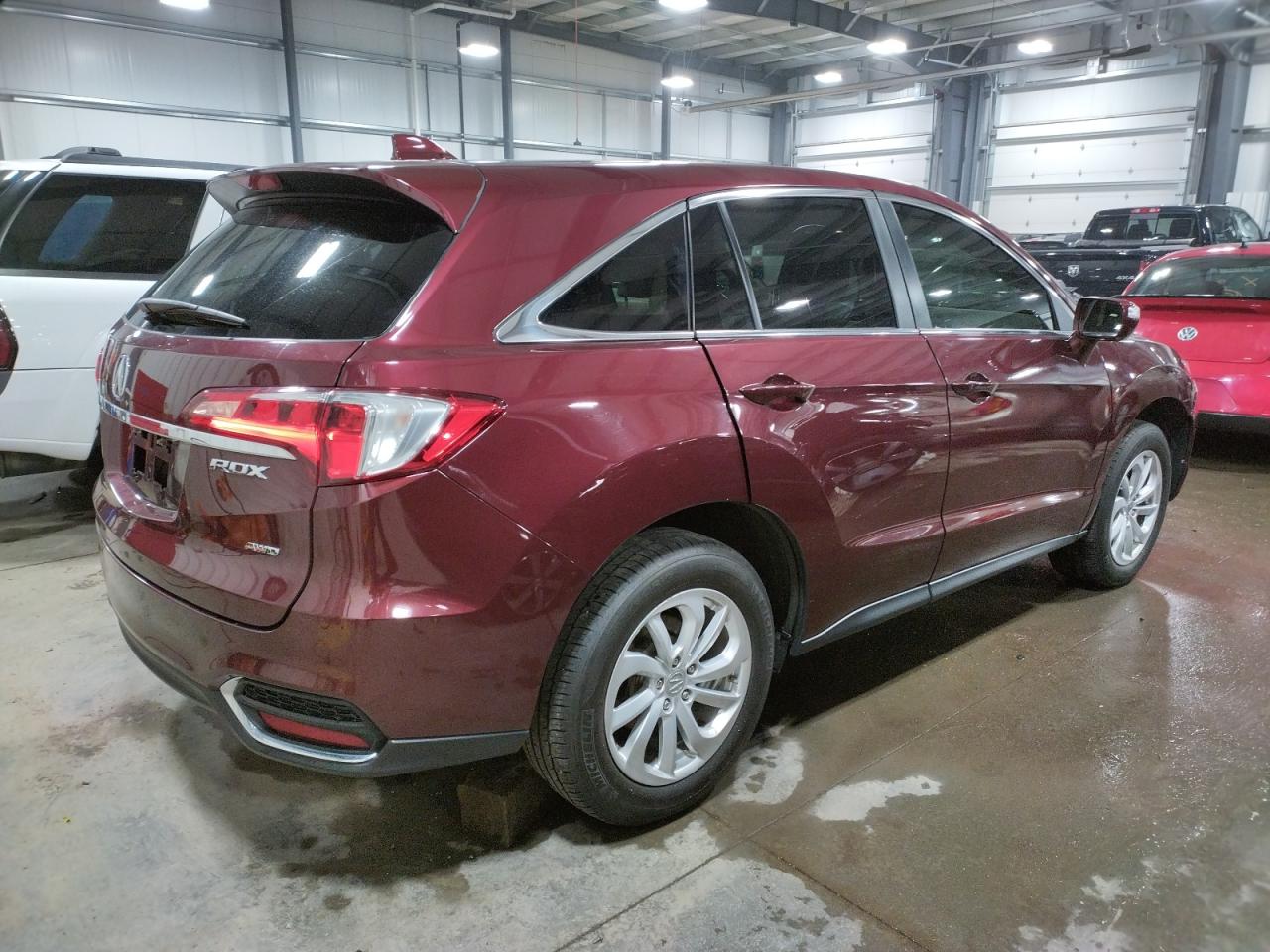 Photo 4 from auction – 2017 ACURA RDX with VIN 5J8TB4H38HL026676