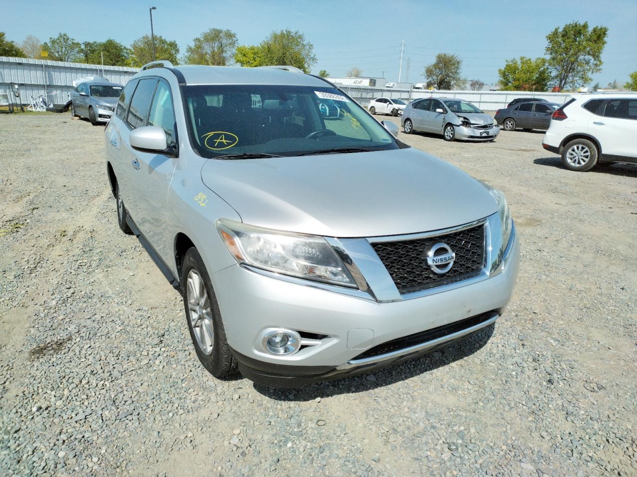 NISSAN PATHFINDER 2015 with VIN 5N1AR2MN5FC600558 - Photo from auction