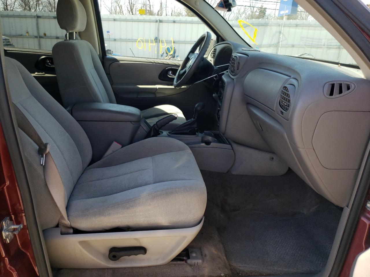 Photo 5 from auction – 2005 CHEVROLET TRAILBLAZE with VIN 1GNET16S156167362