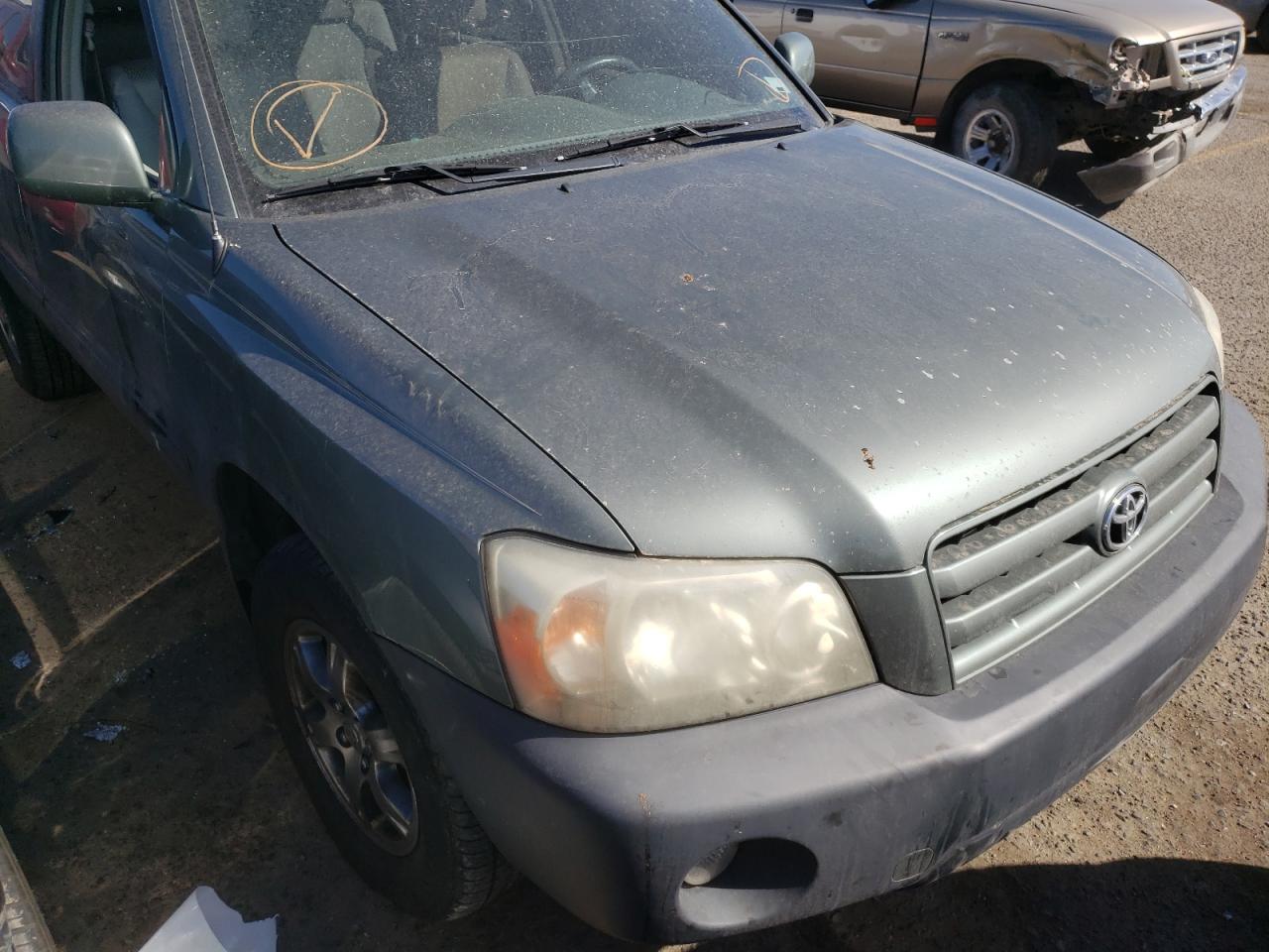 Photo 9 from auction – 2005 TOYOTA HIGHLANDER with VIN JTEEP21A550088311