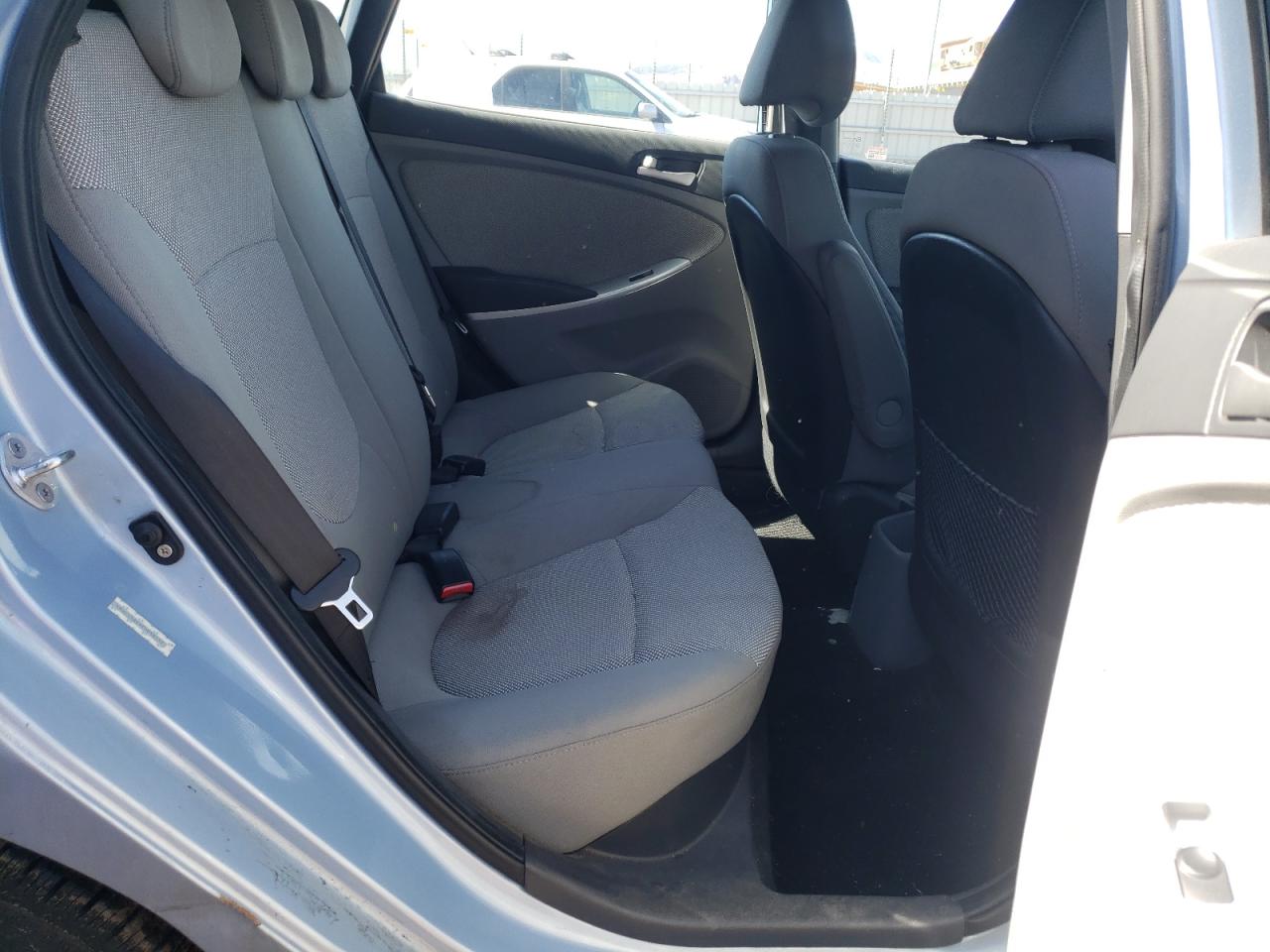 Photo 6 from auction – 2012 HYUNDAI ACCENT GLS with VIN KMHCT5AE5CU038117
