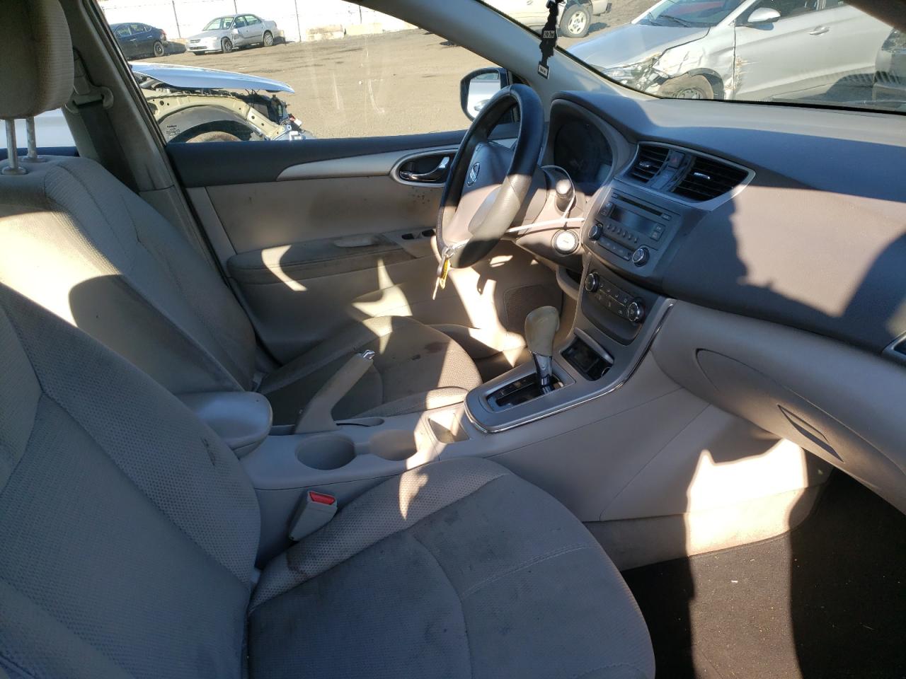 Photo 5 from auction – 2013 NISSAN SENTRA S with VIN 3N1AB7AP9DL769028