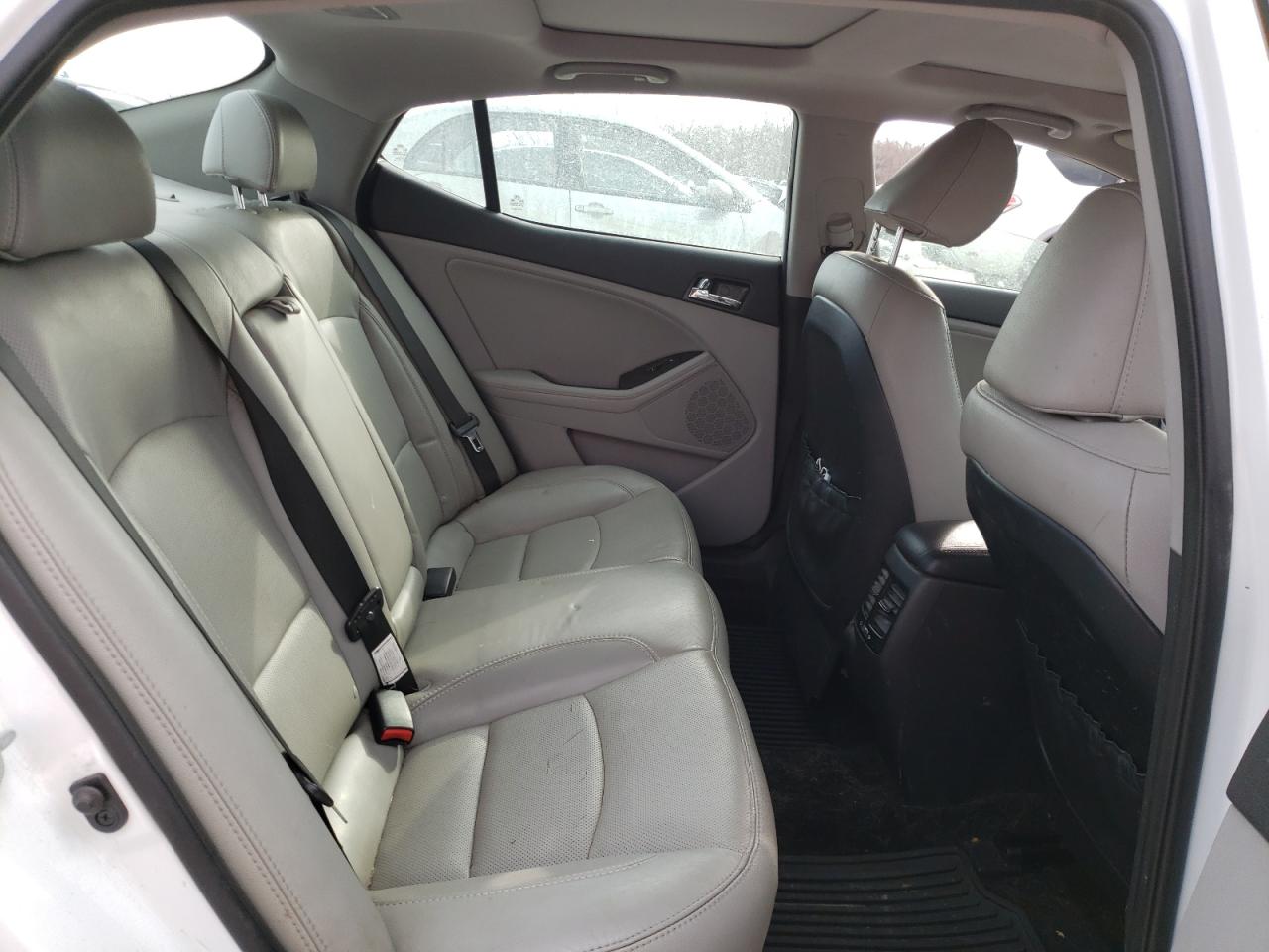 Фото 6 с аукциона – 2013 KIA OPTIMA EX с VIN 5XXGN4A71DG109963