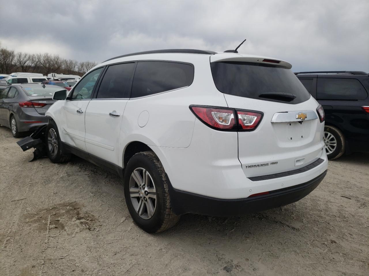 Photo 3 from auction – 2017 CHEVROLET TRAVERSE L with VIN 1GNKVGKD7HJ112097