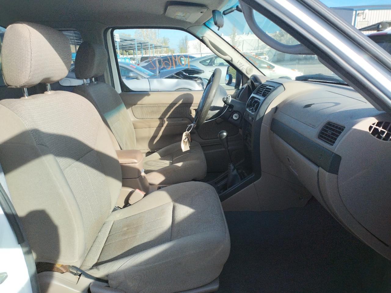 Photo 5 from auction – 2002 NISSAN FRONTIER K with VIN 1N6DD26S02C338233