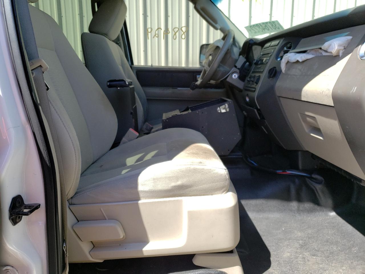Photo 5 from auction – 2011 FORD EXPEDITION with VIN 1FMJU1G52BEF31282