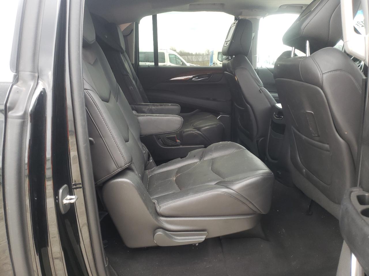 Photo 6 from auction – 2016 CADILLAC ESCALADE E with VIN 1GYS4HKJ4GR198289