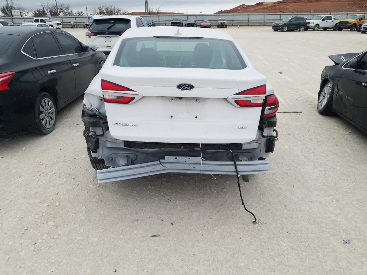 Photo 9 from auction – 2019 FORD FUSION SE with VIN 3FA6P0H70KR218908