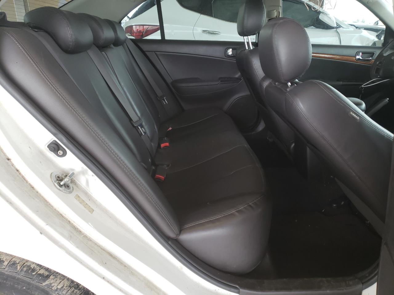 Photo 6 from auction – 2009 HYUNDAI SONATA SE with VIN 5NPEU46F89H474212