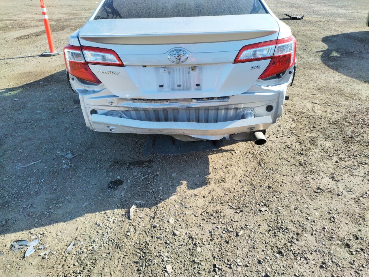 Photo 9 from auction – 2014 TOYOTA CAMRY SE with VIN 4T1BF1FK0EU372858