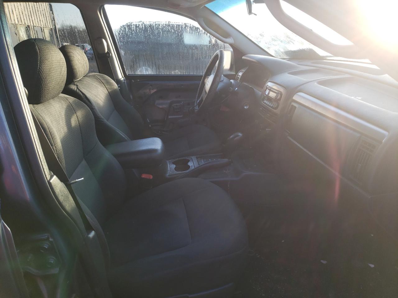 Photo 5 from auction – 2002 JEEP GRAND CHER with VIN 1J4GW38SX2C159866
