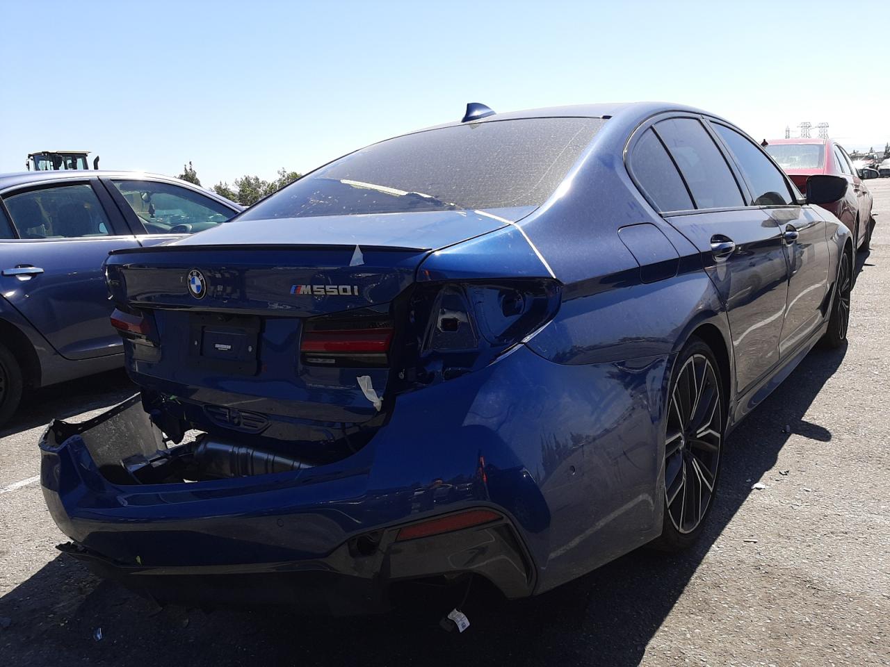 Zdjęcie 4 z aukcji – 2022 BMW M550XI z VIN WBA13BK01NCH75174