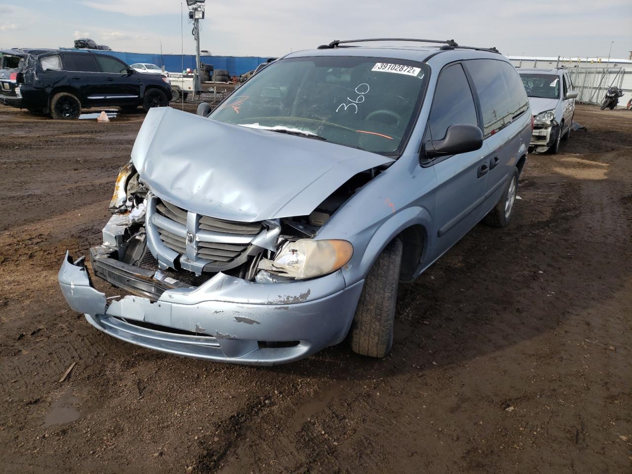 Photo 2 from auction – 2005 DODGE GRAND CARA with VIN 1D4GP24R25B294255