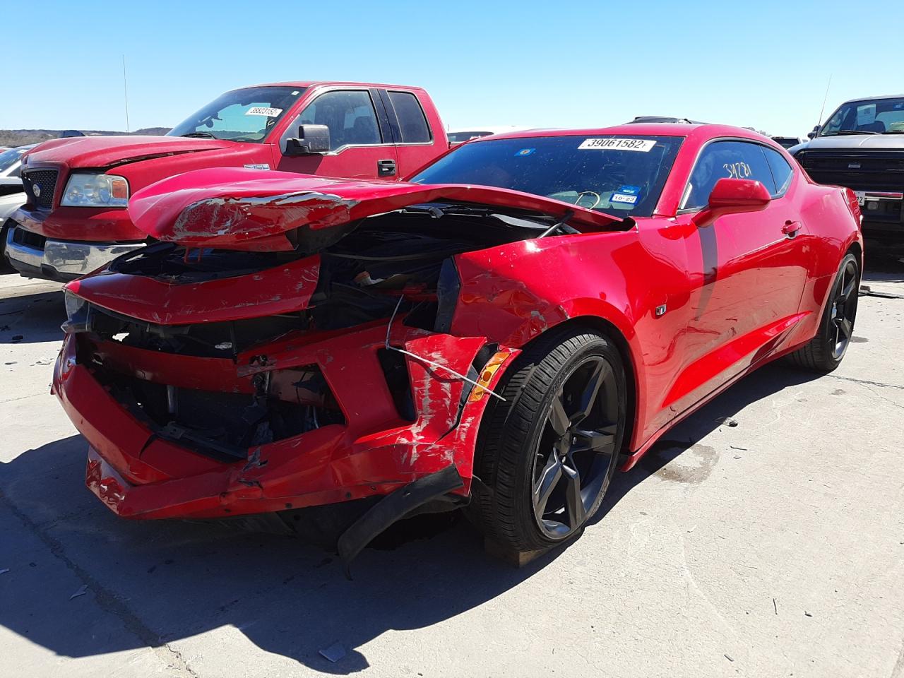 Photo 2 from auction – 2018 CHEVROLET CAMARO LT with VIN 1G1FB1RX5J0191421
