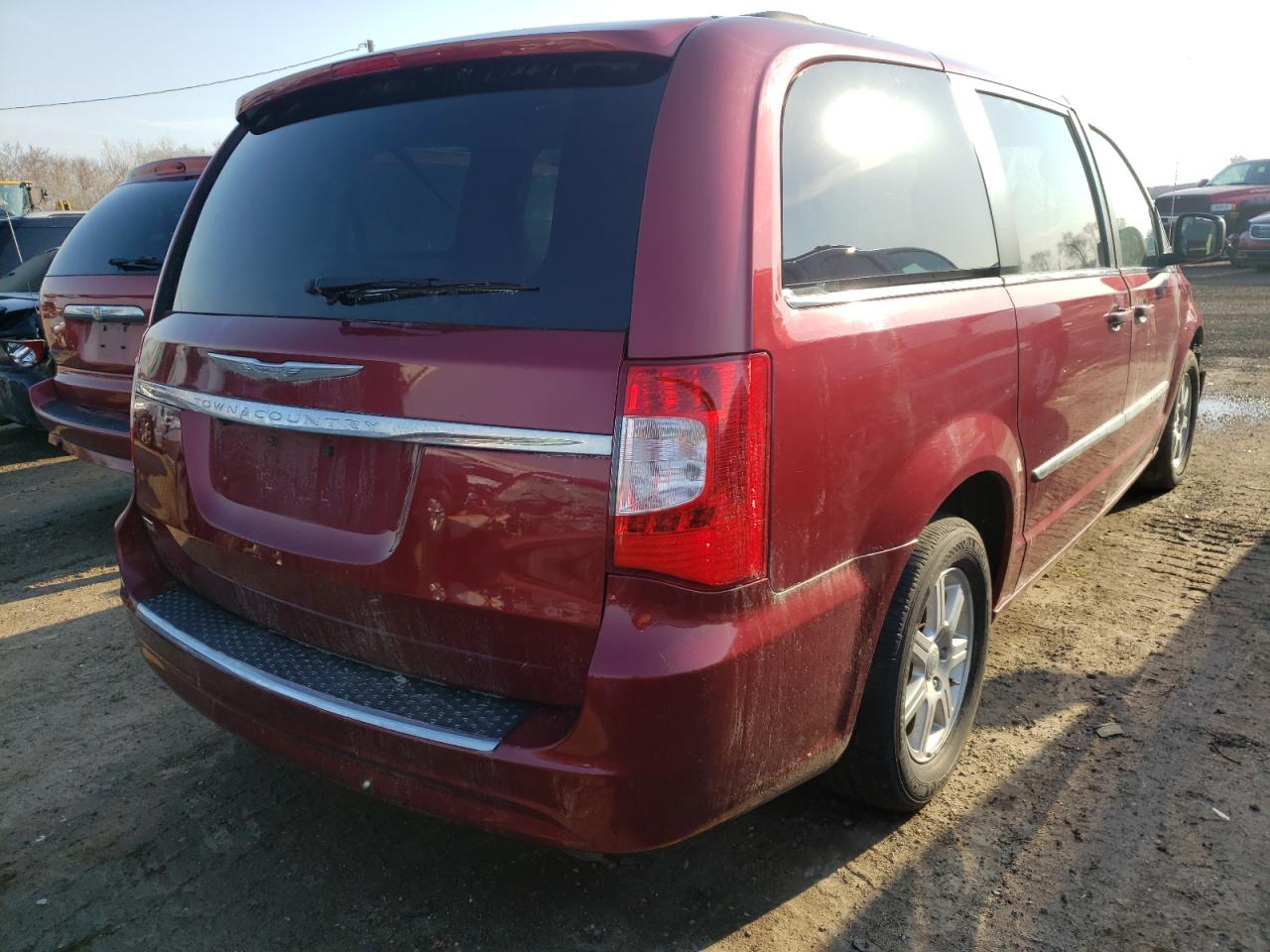 Photo 4 from auction – 2012 CHRYSLER TOWN & COU with VIN 2C4RC1BG1CR350620