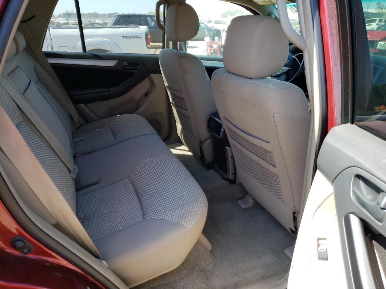 Photo 6 from auction – 2007 TOYOTA 4RUNNER SR with VIN JTEZU14R278088664