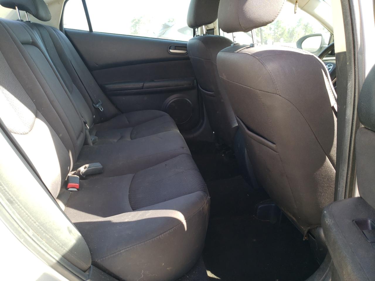 Photo 6 from auction – 2011 MAZDA 6 I with VIN 1YVHZ8BH9B5M00164