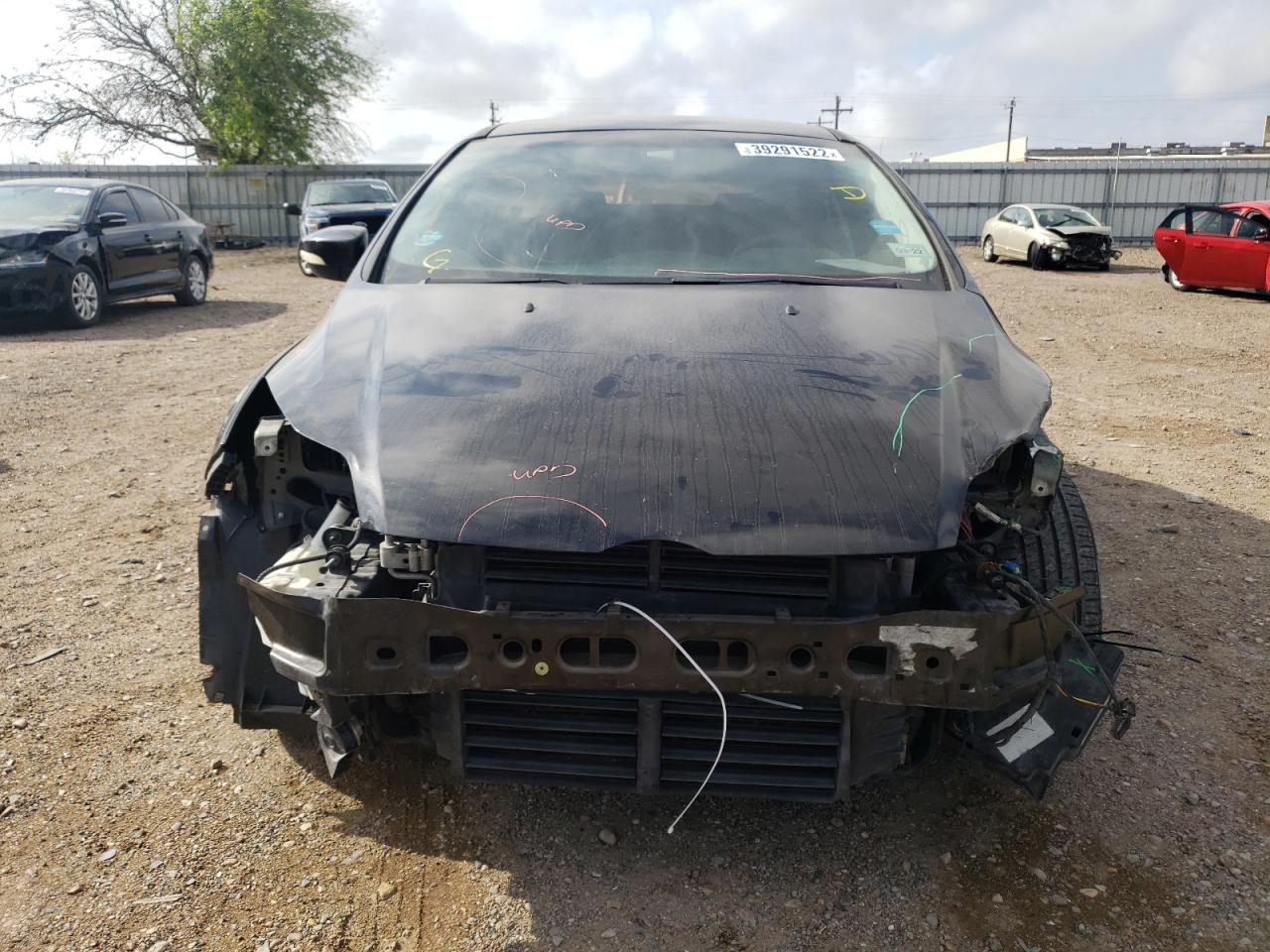 Photo 9 from auction – 2013 FORD FOCUS SE with VIN 1FADP3K20DL243735