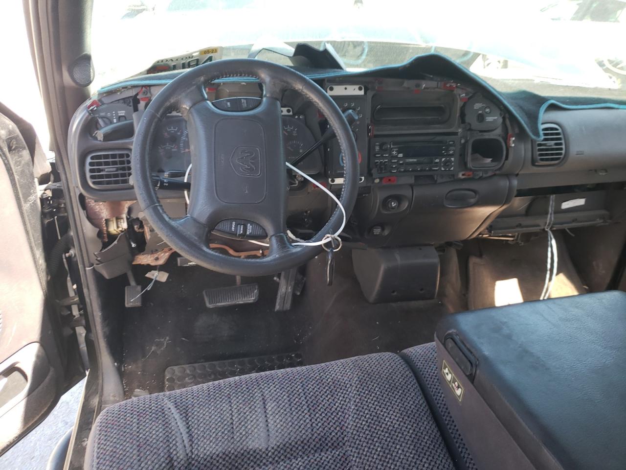 Photo 9 from auction – 2001 DODGE RAM 1500 with VIN 3B7HC13Y31M279444