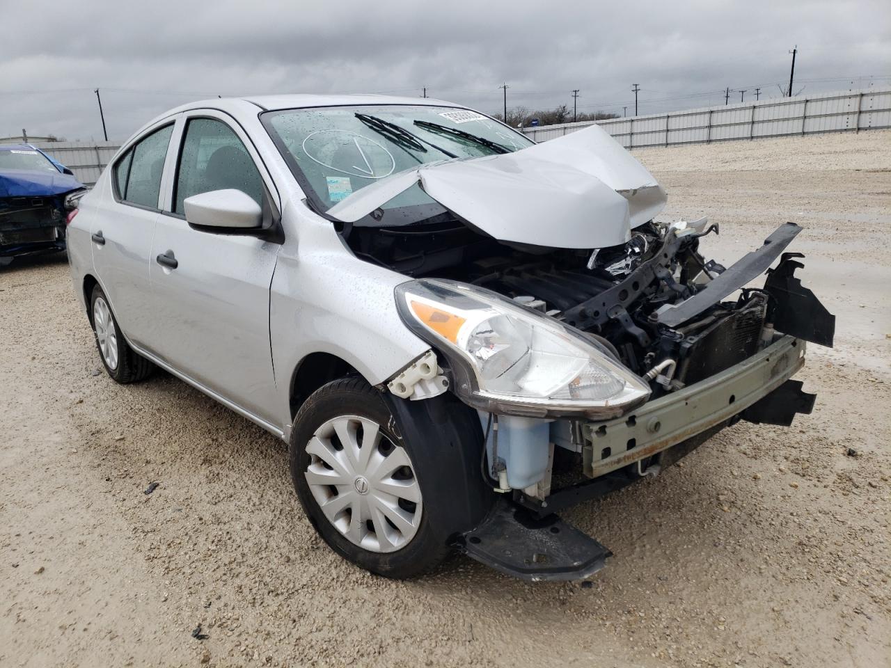 NISSAN VERSA S 2016 with VIN 3N1CN7APXGL816619 - Photo from auction