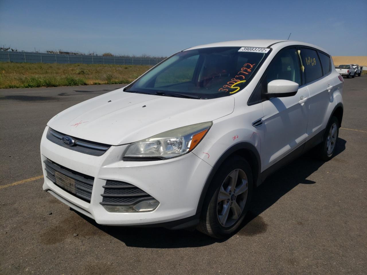 Photo 2 from auction – 2013 FORD ESCAPE SE with VIN 1FMCU0G99DUC35819