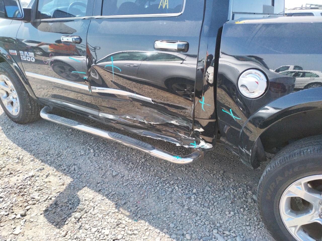 Photo 9 from auction – 2014 RAM 1500 LARAM with VIN 1C6RR7NT3ES249520