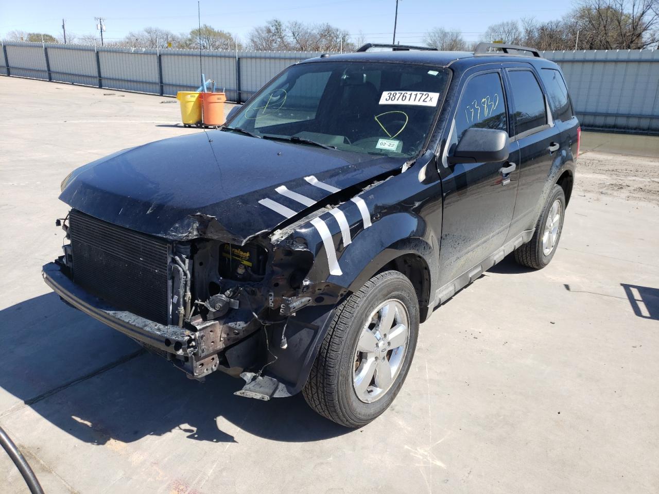 Photo 2 from auction – 2009 FORD ESCAPE XLT with VIN 1FMCU03G39KA29919