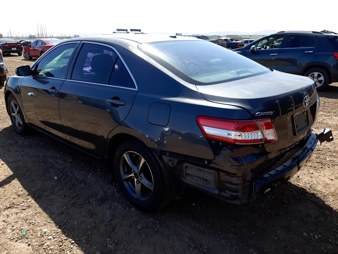 Zdjęcie 3 z aukcji – 2011 TOYOTA CAMRY BASE z VIN 4T1BF3EK5BU131337