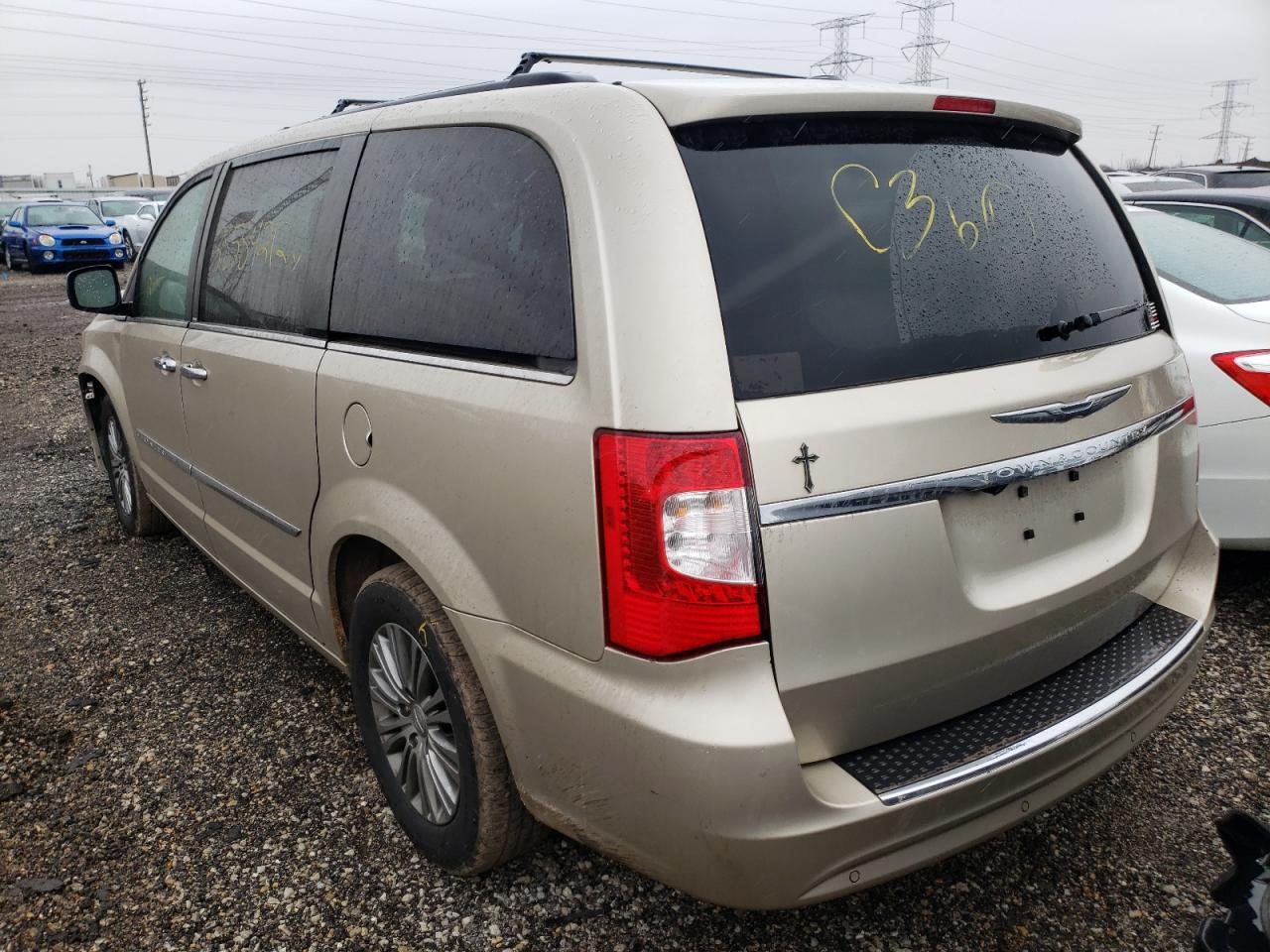 Photo 3 from auction – 2013 CHRYSLER TOWN & COU with VIN 2C4RC1CG3DR808139