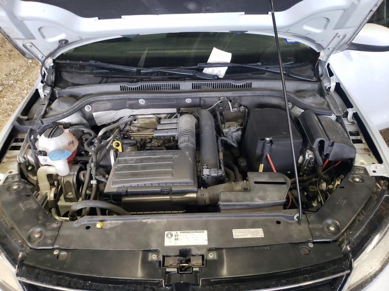 Photo 7 from auction – 2017 VOLKSWAGEN JETTA S with VIN 3VW167AJ2HM242720