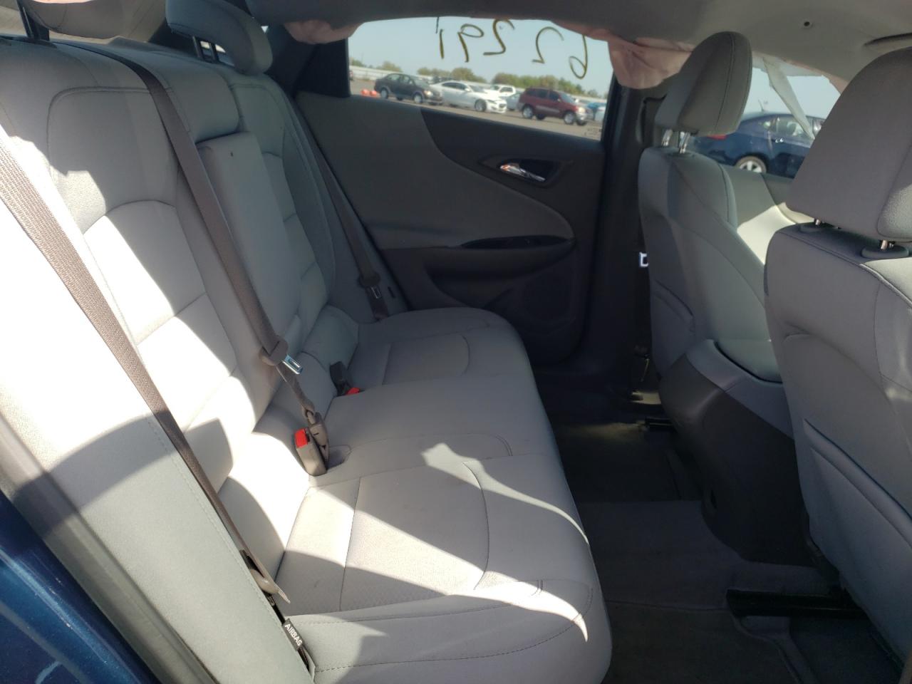 Photo 6 from auction – 2017 CHEVROLET MALIBU LS with VIN 1G1ZB5ST1HF228273