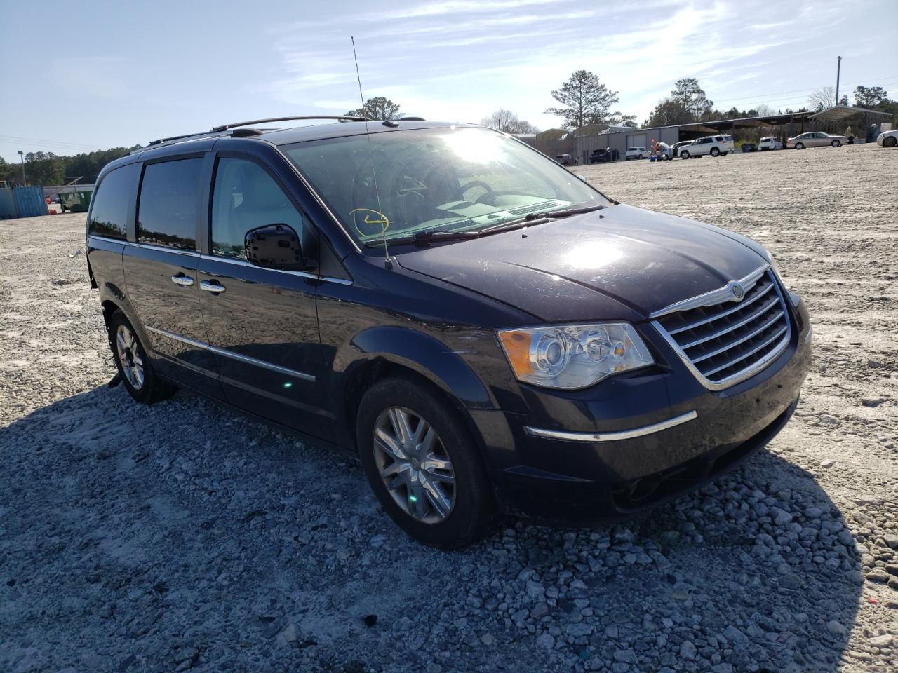 CHRYSLER TOWN & COU 2010 with VIN 2A4RR6DX7AR143018 - Photo from auction