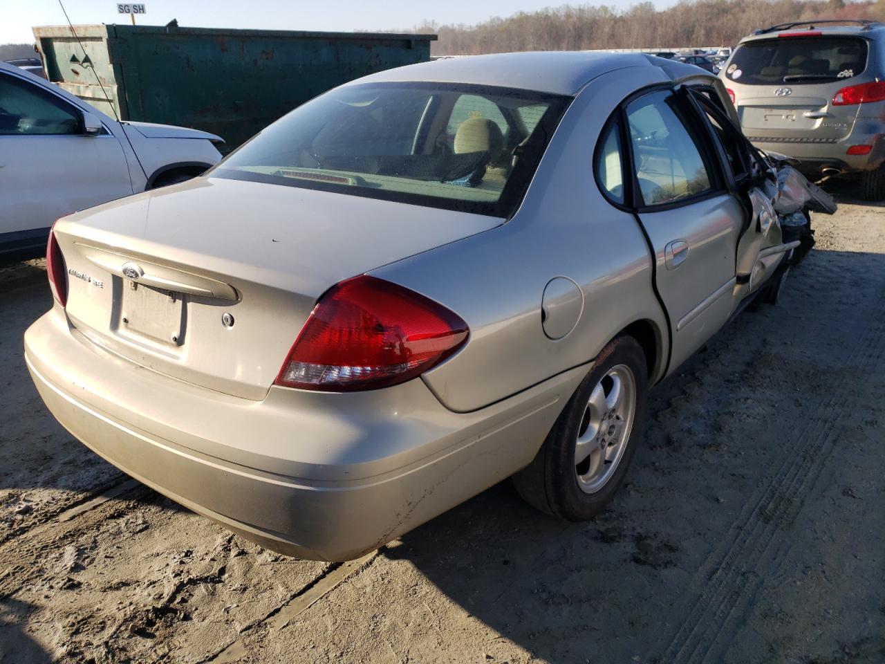 Photo 4 from auction – 2005 FORD TAURUS SE with VIN 1FAFP53215A157124