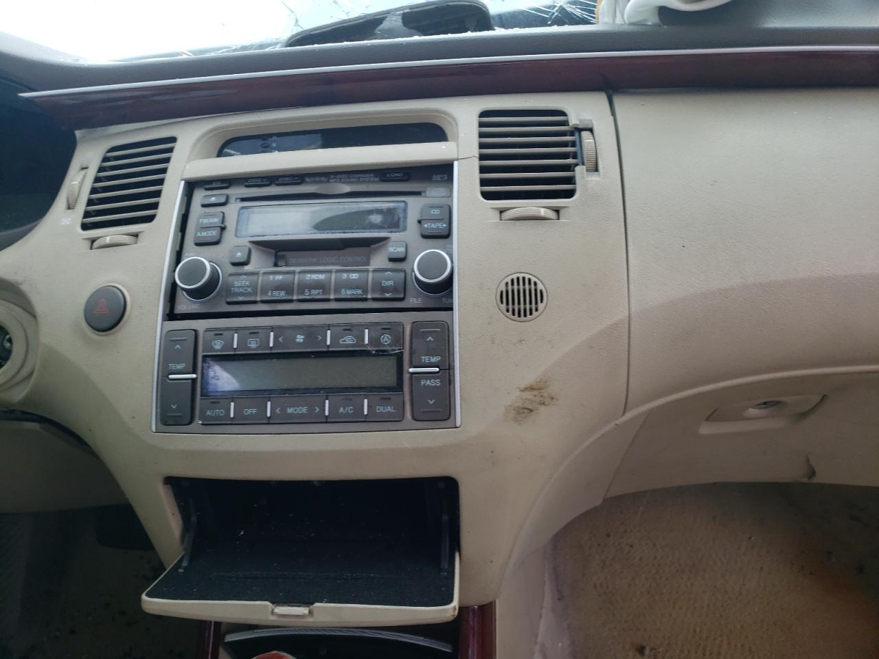 Photo 9 from auction – 2006 HYUNDAI AZERA SE with VIN KMHFC46F96A083897