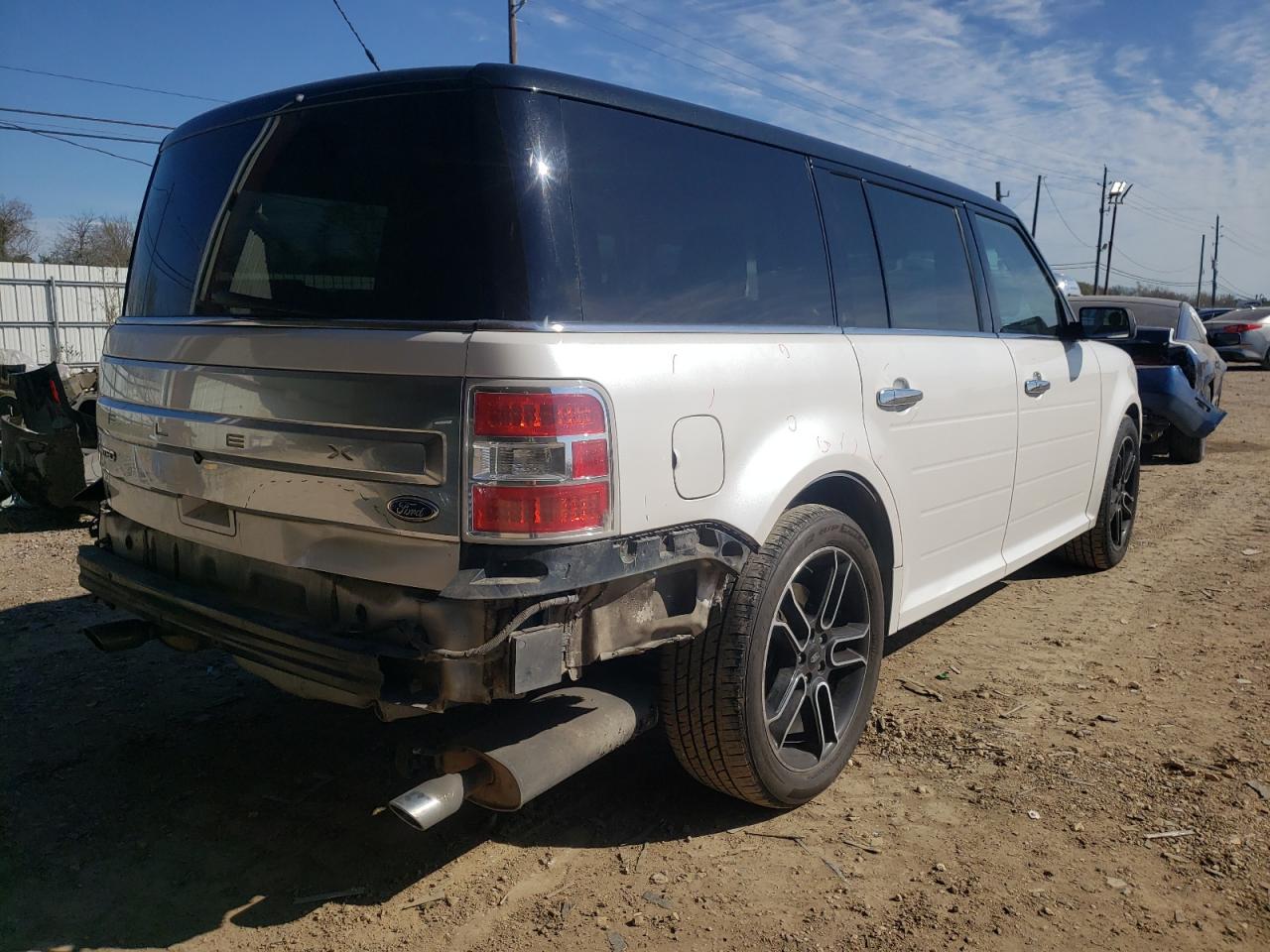 Photo 4 from auction – 2013 FORD FLEX LIMIT with VIN 2FMGK5D84DBD29578