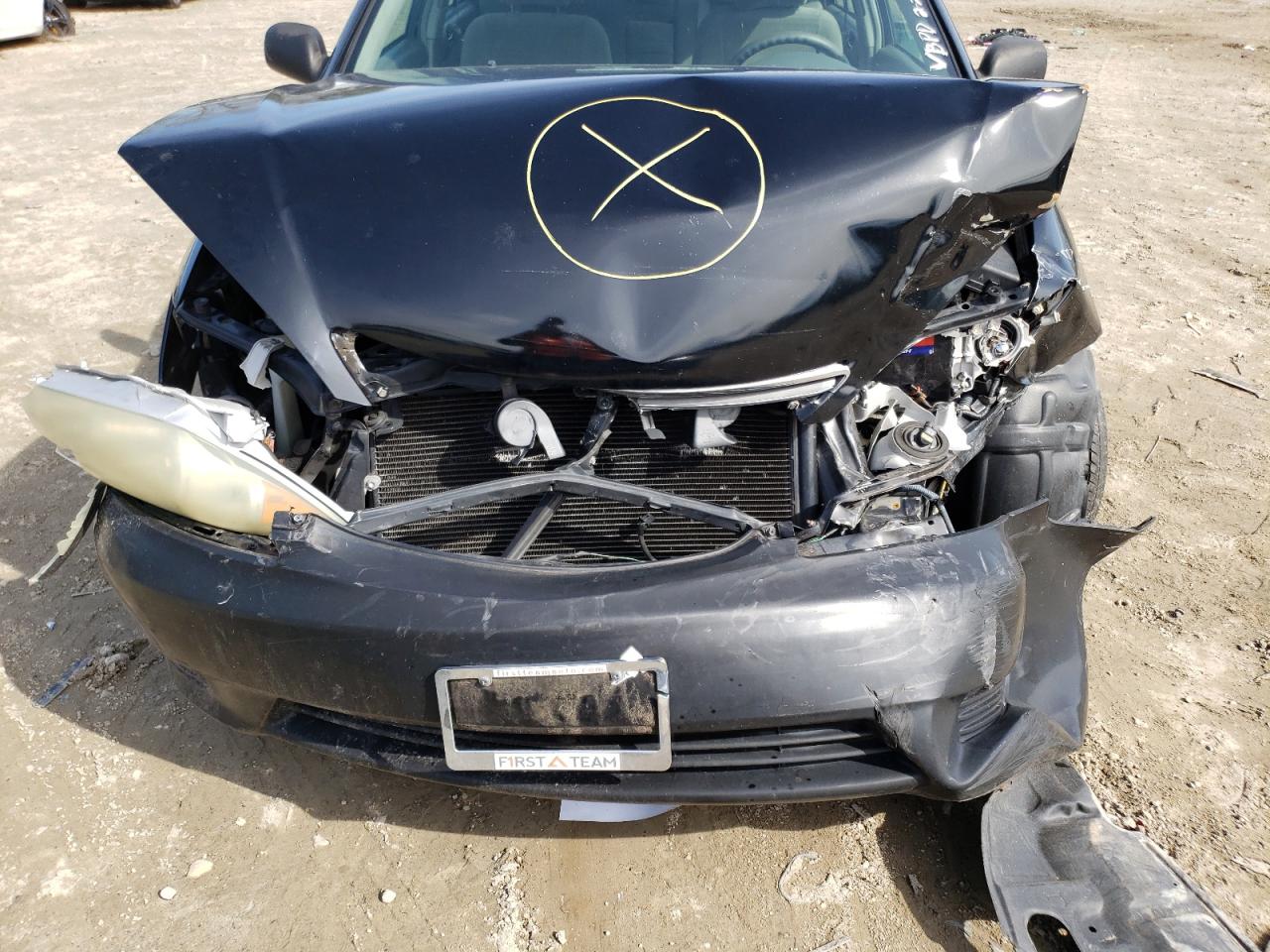 Photo 9 from auction – 2005 TOYOTA CAMRY LE with VIN 4T1BE32K15U640787