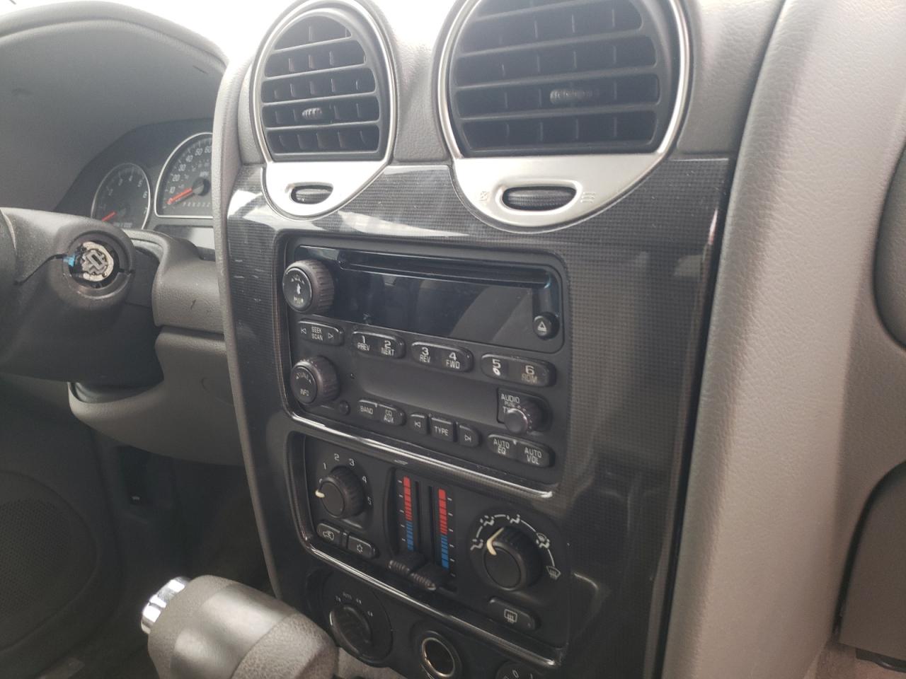 Photo 9 from auction – 2007 GMC ENVOY with VIN 1GKDT13S672279565