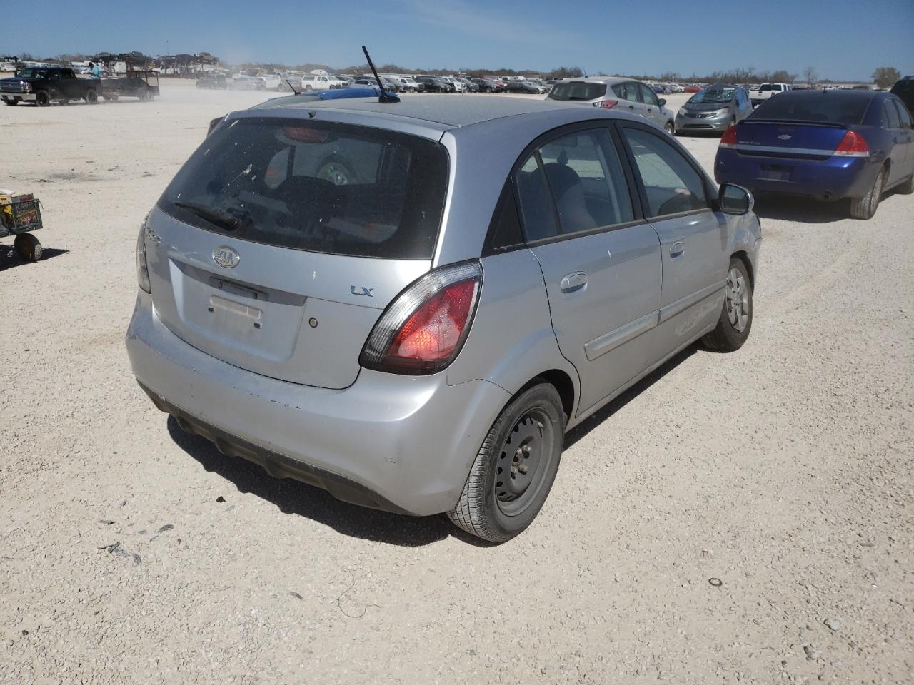Photo 4 from auction – 2010 KIA RIO LX with VIN KNADH5A34A6659629