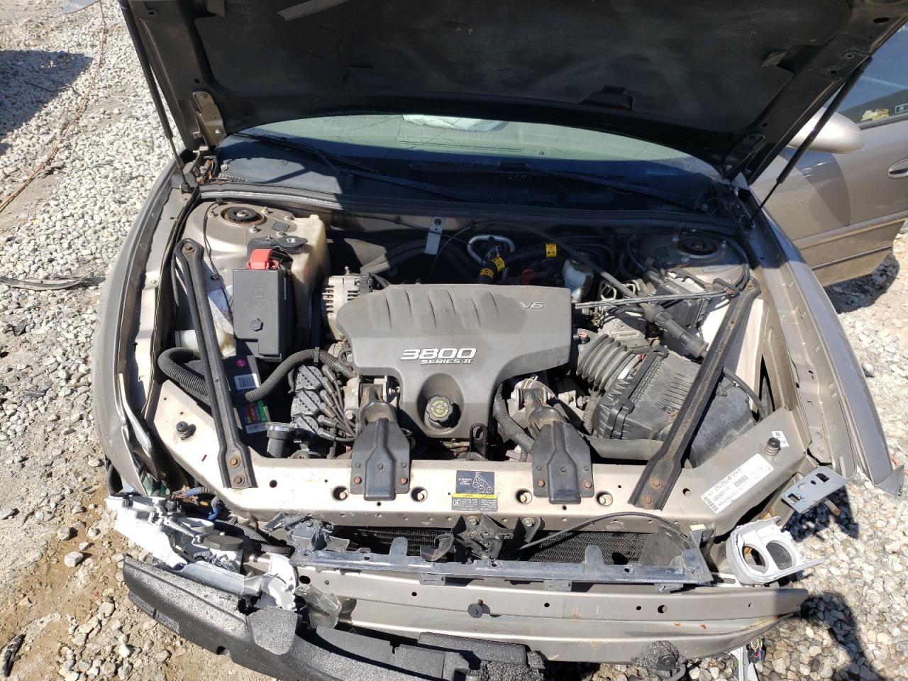 Photo 7 from auction – 2002 BUICK REGAL LS with VIN 2G4WB52K921223947