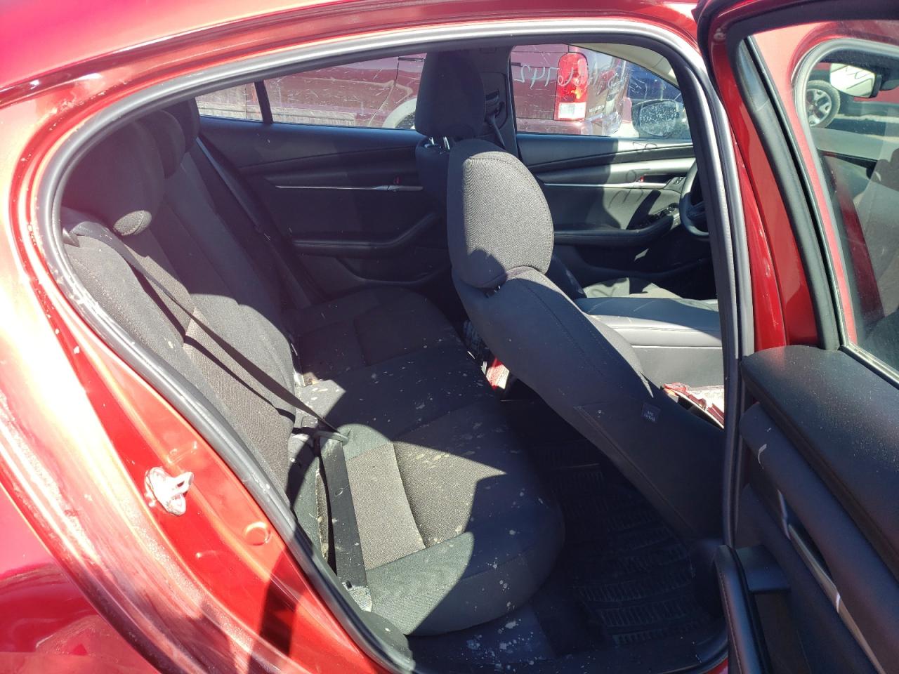 Photo 6 from auction – 2019 MAZDA 3 with VIN 3MZBPAB77KM103370