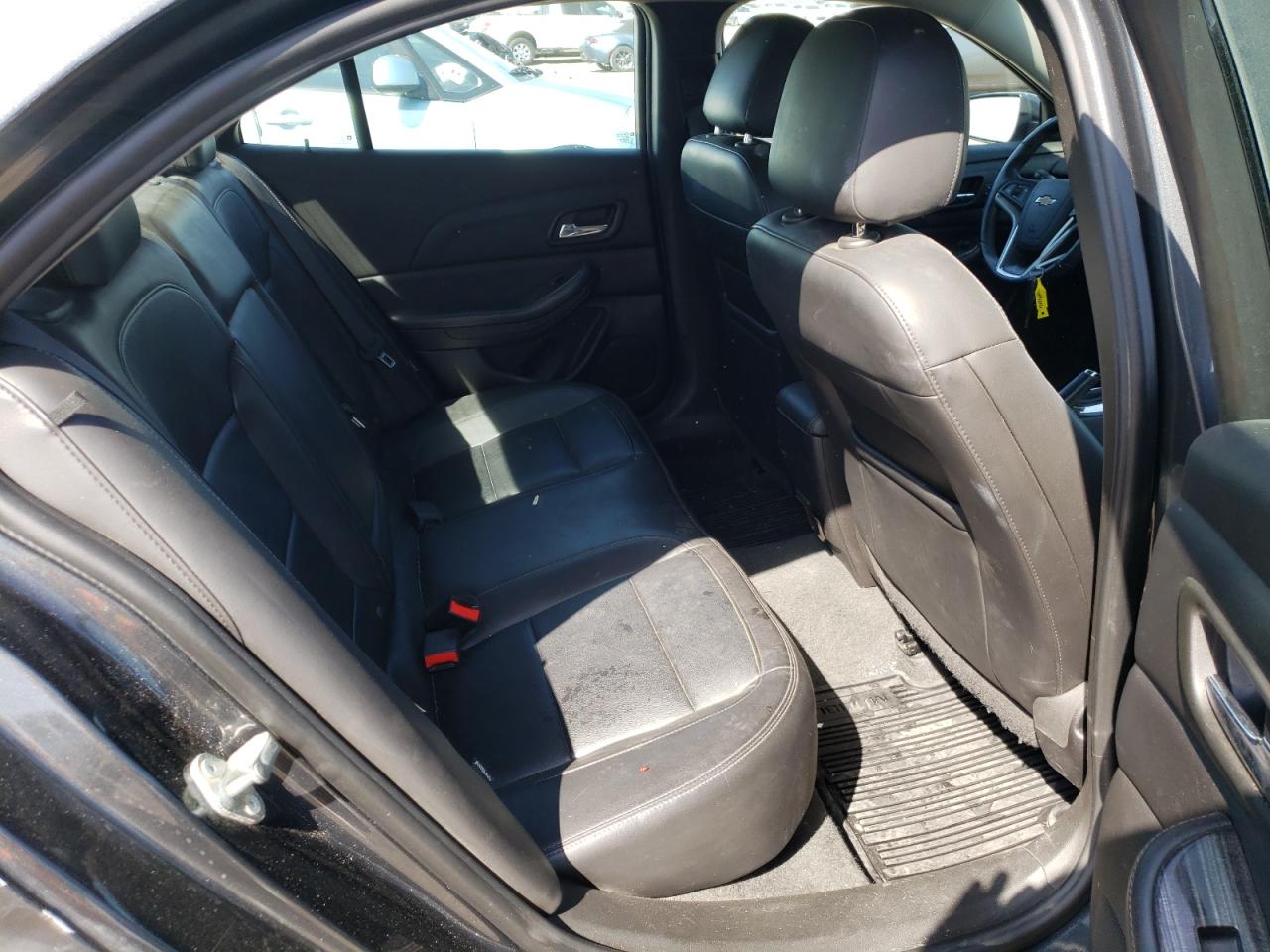 Photo 6 from auction – 2015 CHEVROLET MALIBU 2LT with VIN 1G11D5SL3FF206490