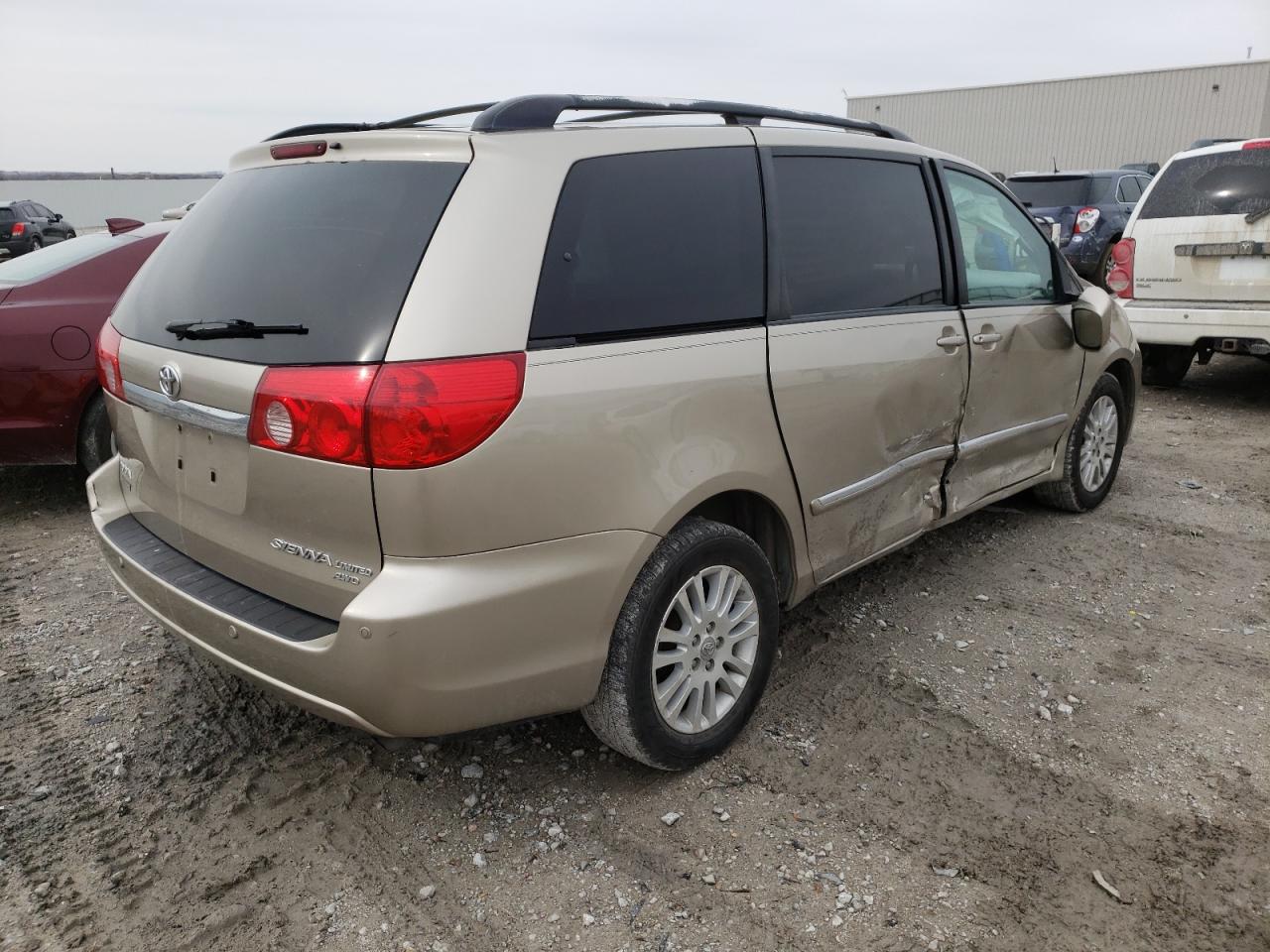 Photo 4 from auction – 2008 TOYOTA SIENNA XLE with VIN 5TDBK22C48S012828