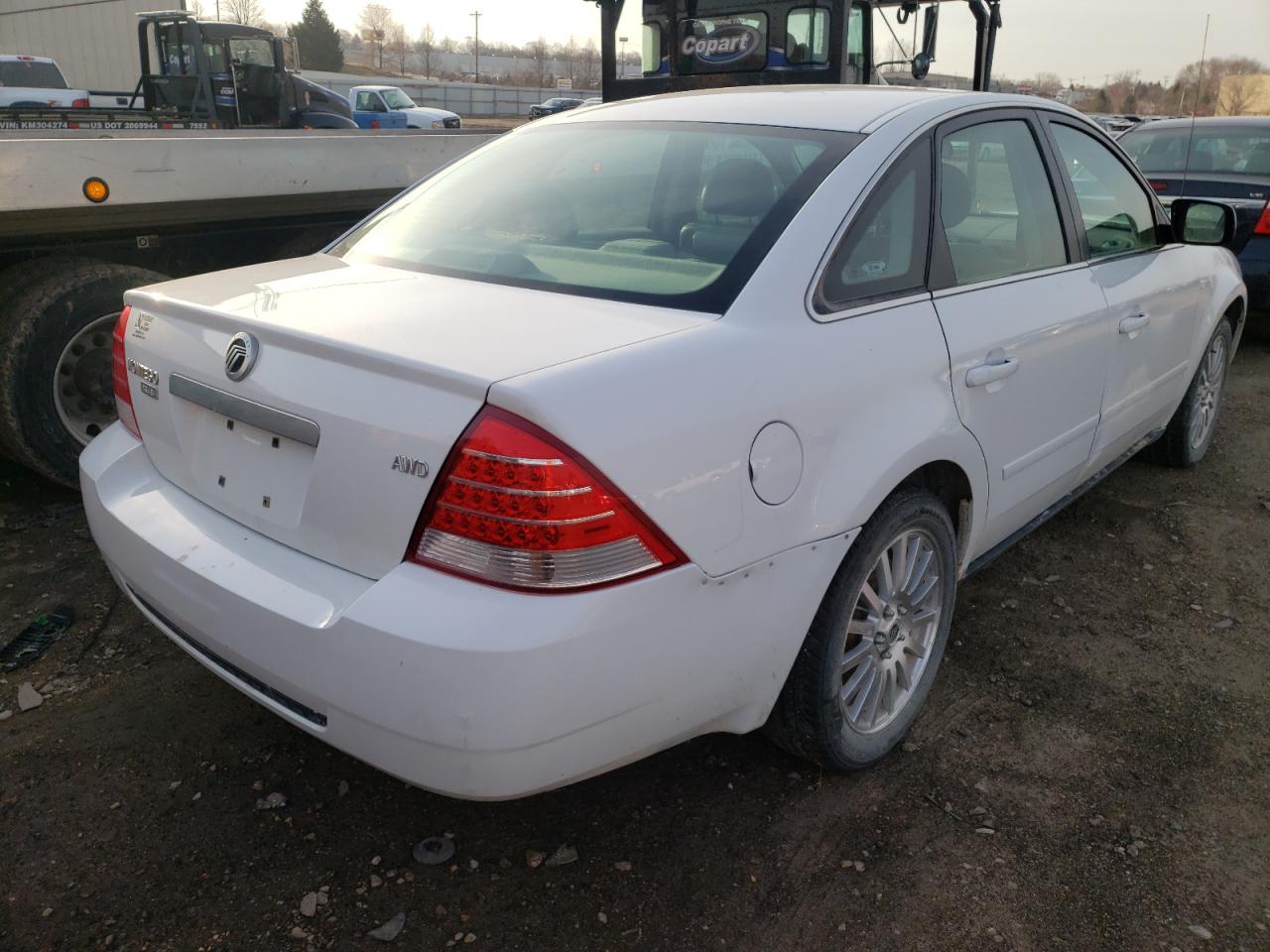 Photo 4 from auction – 2005 MERCURY MONTEGO PR with VIN 1MEFM431X5G618563