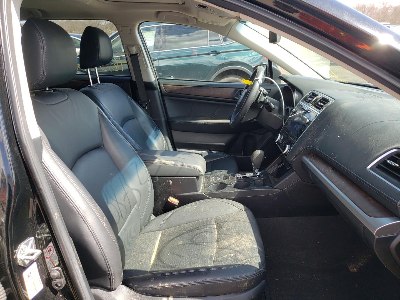 Photo 5 from auction – 2019 SUBARU OUTBACK 3. with VIN 4S4BSENC8K3360570