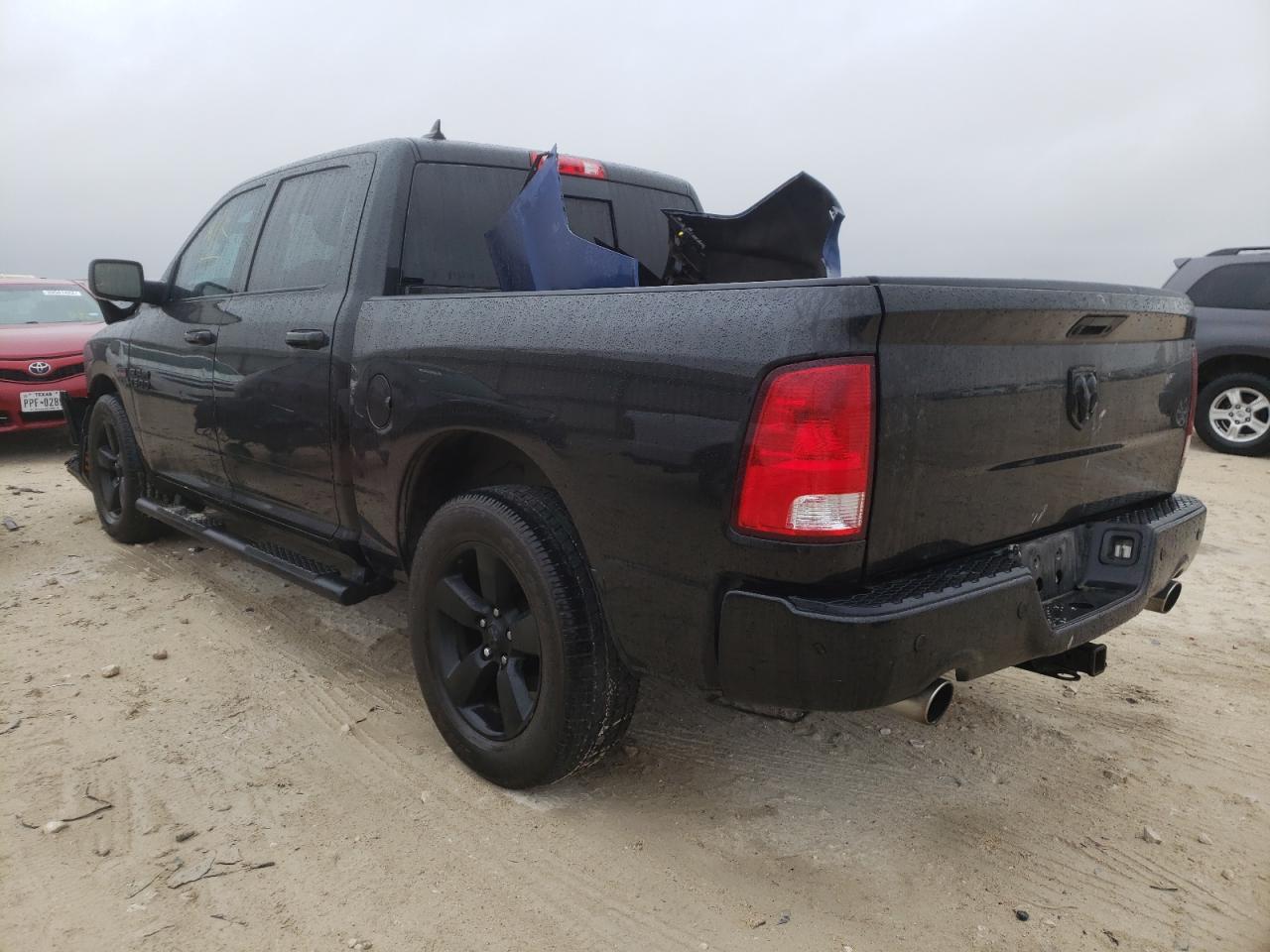 Photo 3 from auction – 2018 RAM 1500 SLT with VIN 1C6RR6LT4JS125585
