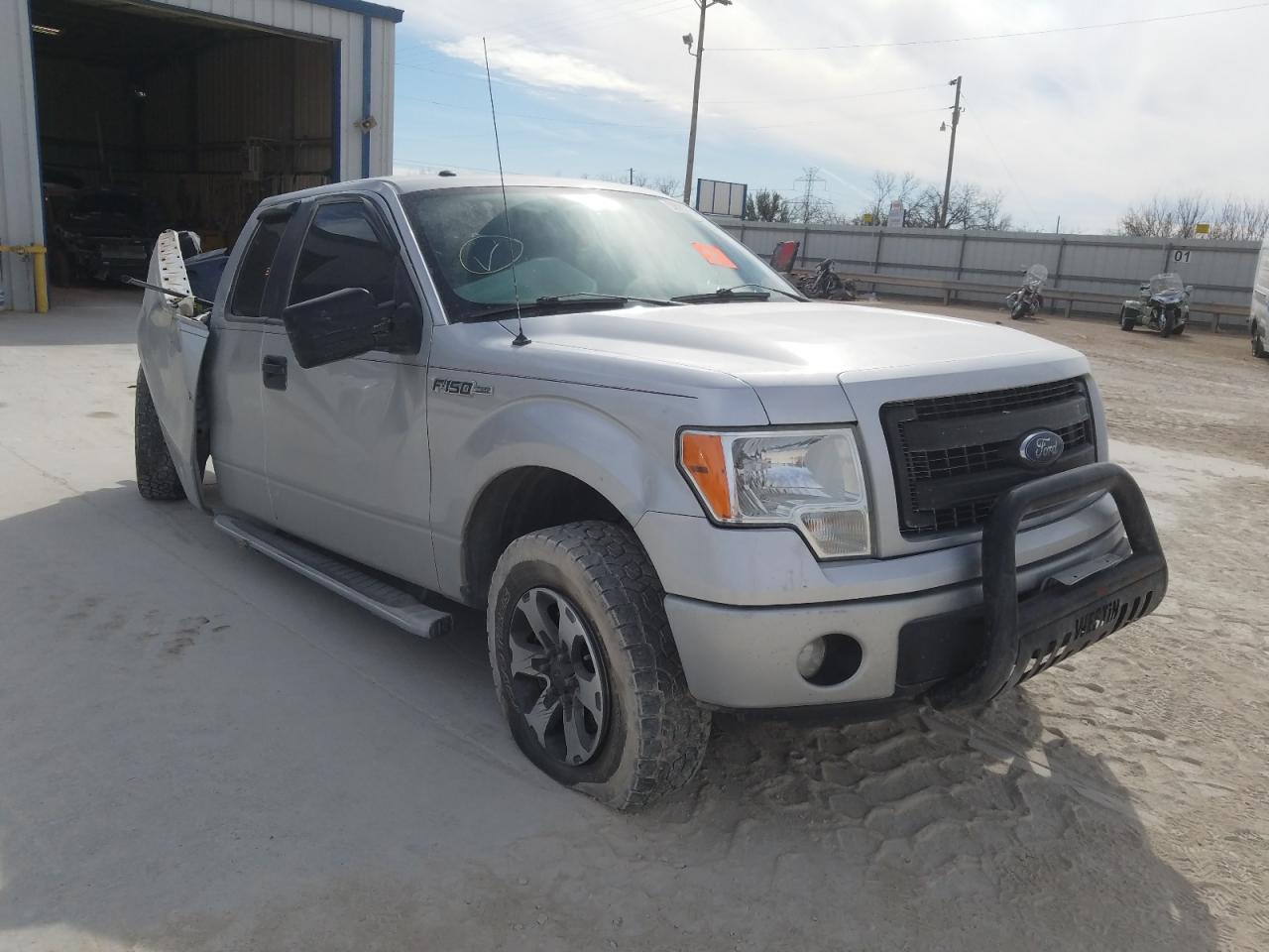 FORD F150 SUPER 2013 with VIN 1FTFX1EF3DFB37722 - Photo from auction